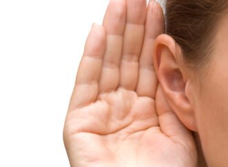 8 Ways to Improve Your Listening Skills